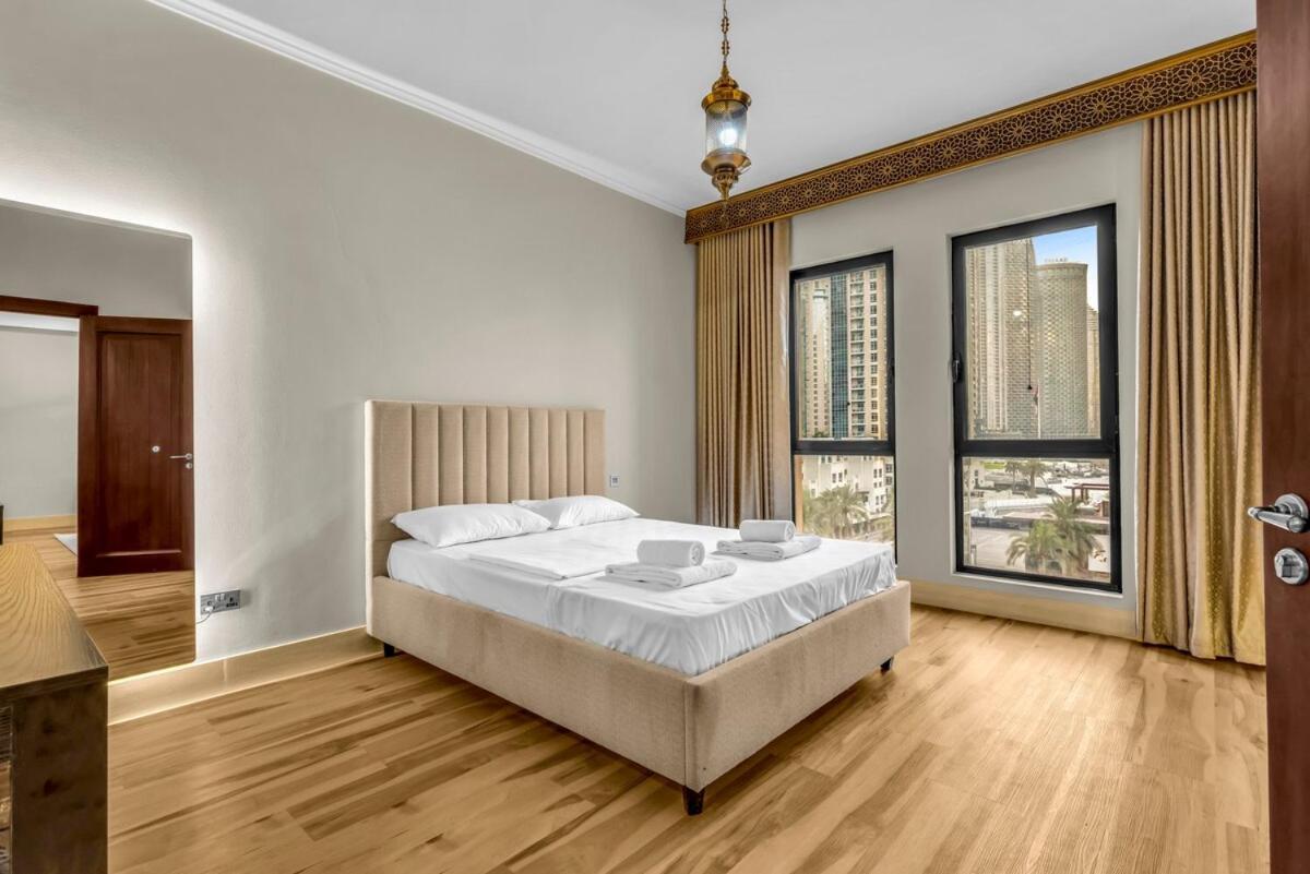 Apartment Front Burj Khalifa 2br In Old Town Community
