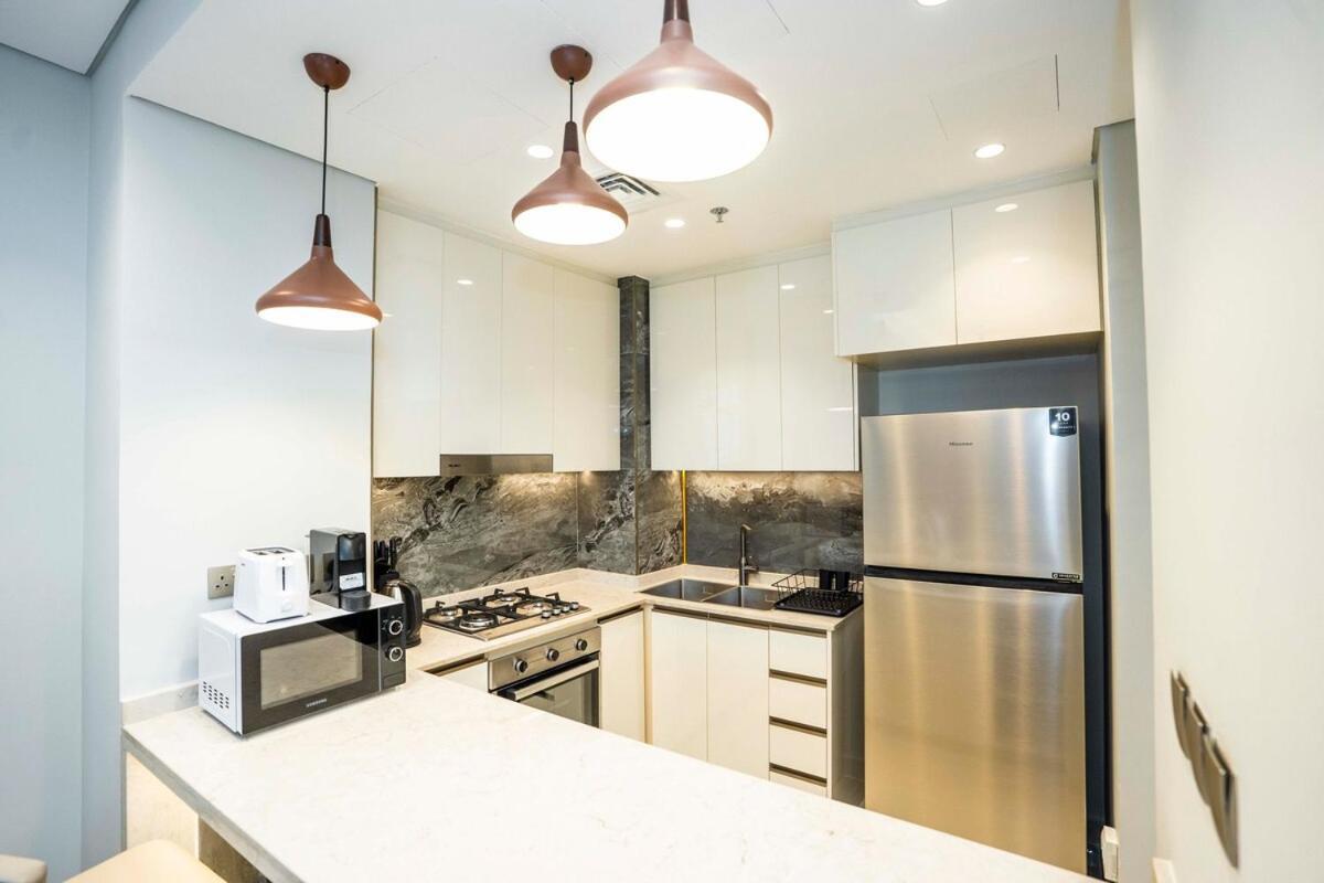 Stylish 2br In Business Bay Life - Free Pool Dubai