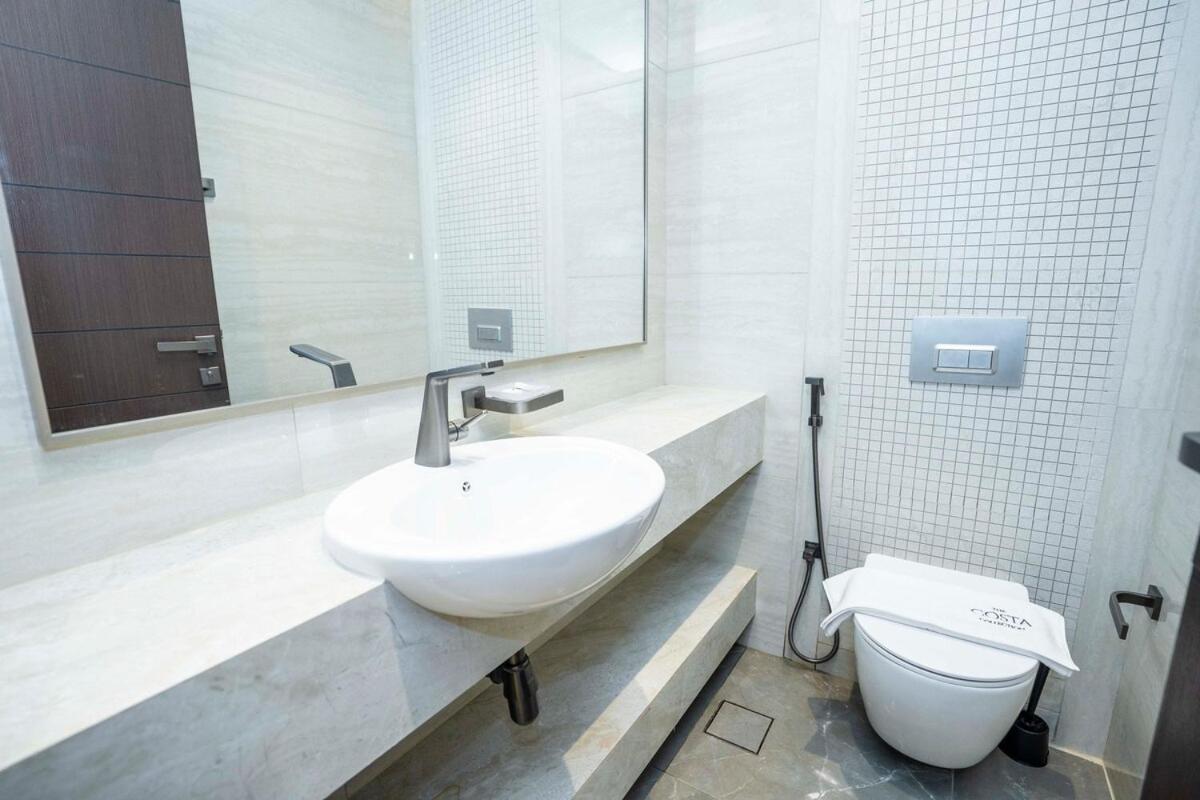 Stylish 2br In Business Bay Life - Free Pool Apartment Dubai