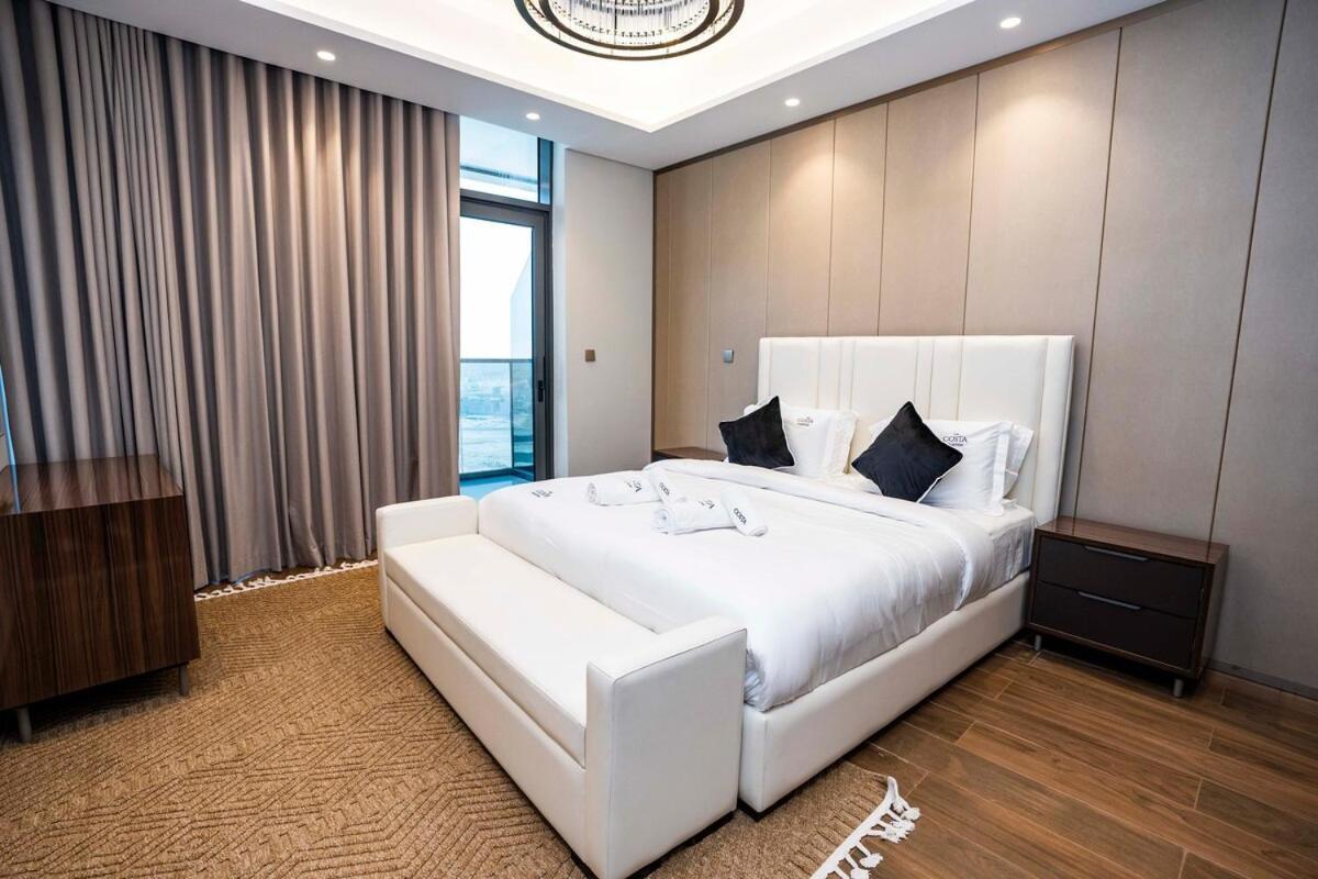 Apartment High-rise Comfort 2br In Nobles Tower In Dubai