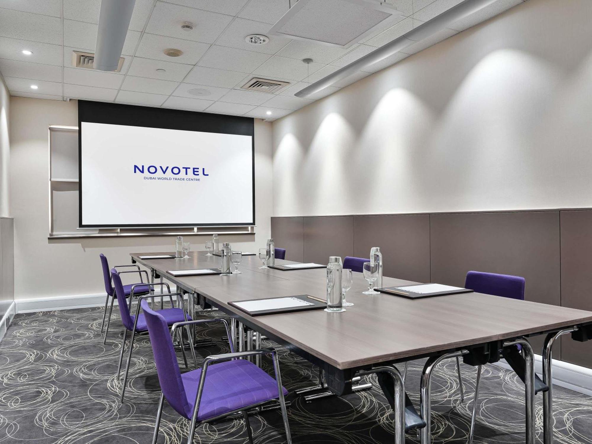 Hotel Novotel World Trade Centre 4*