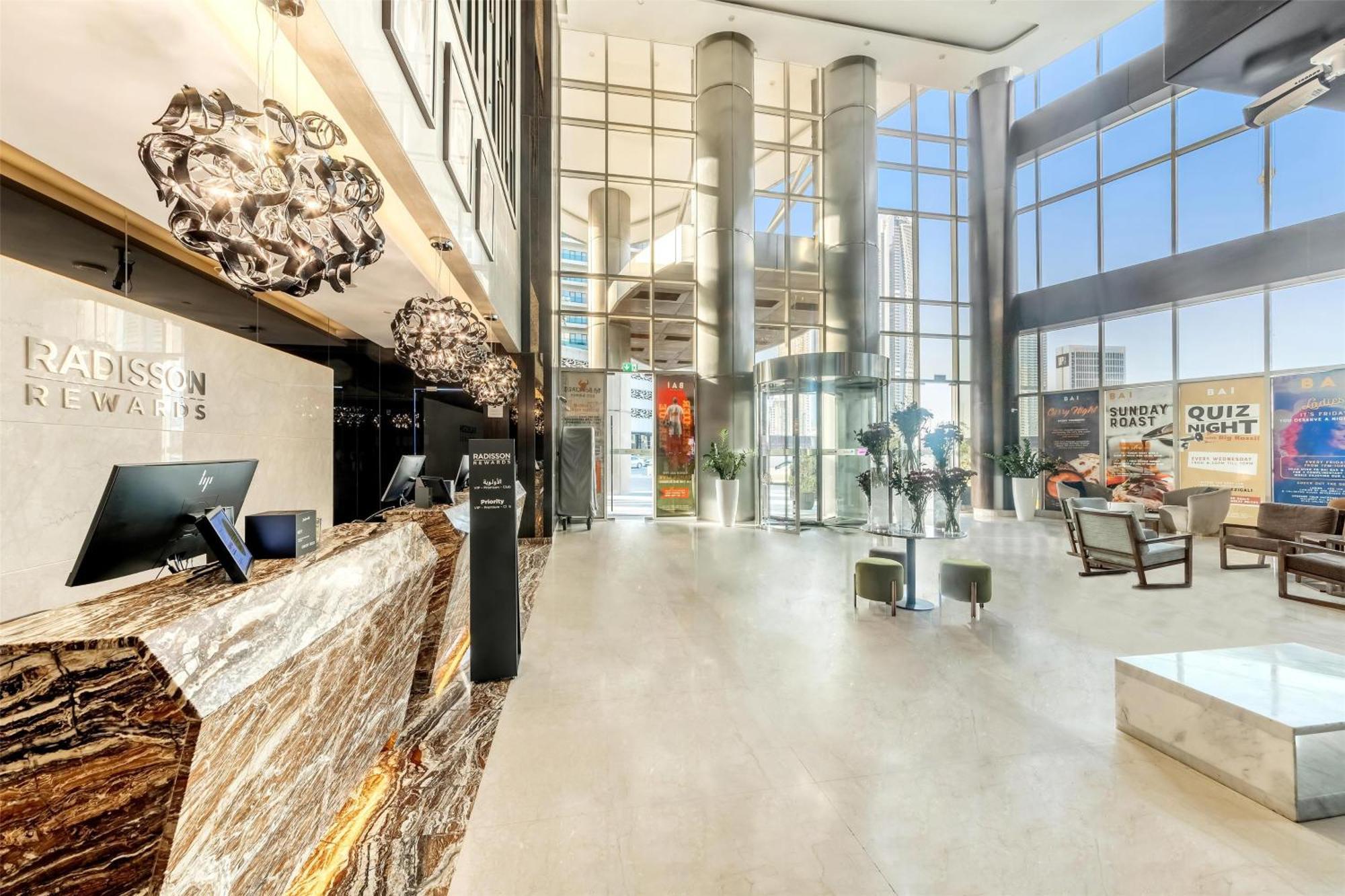 Radisson Blu Hotel, Canal View Hotel Dubai