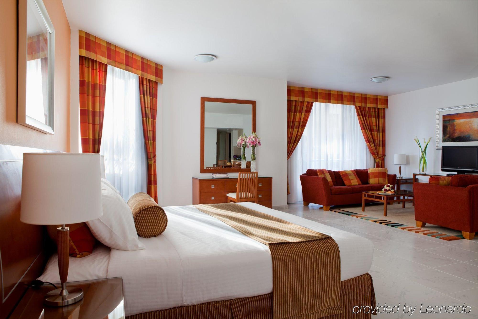 Golden Sands Hotel Apartment 3