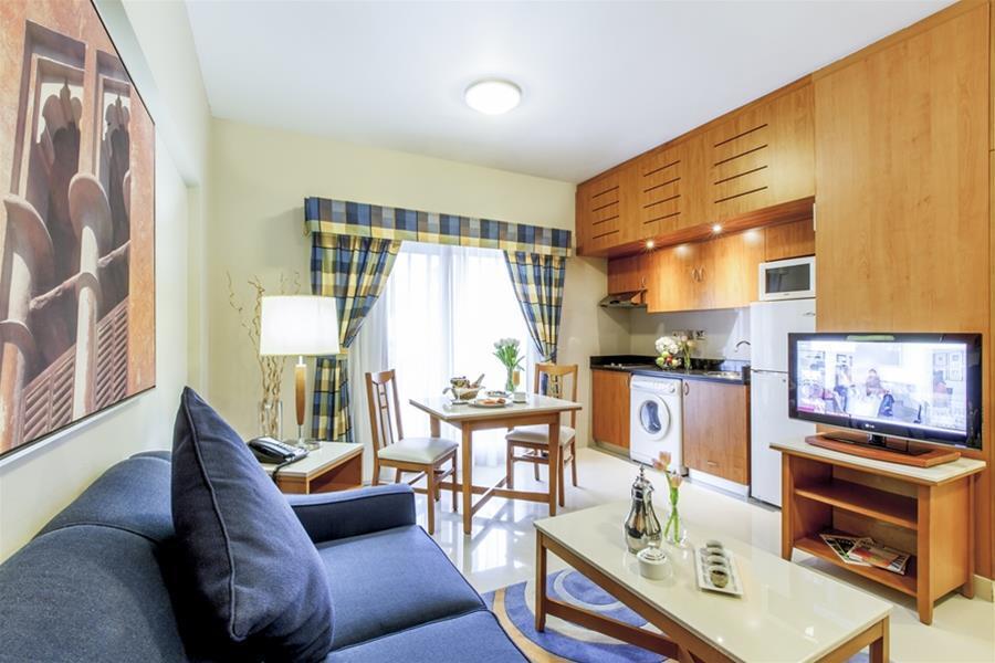 Golden Sands Hotel Apartment 3 3* Dubai